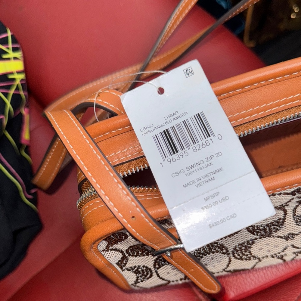 Coach Tan and Brown Shoulder Bag - Picture 2 of 7